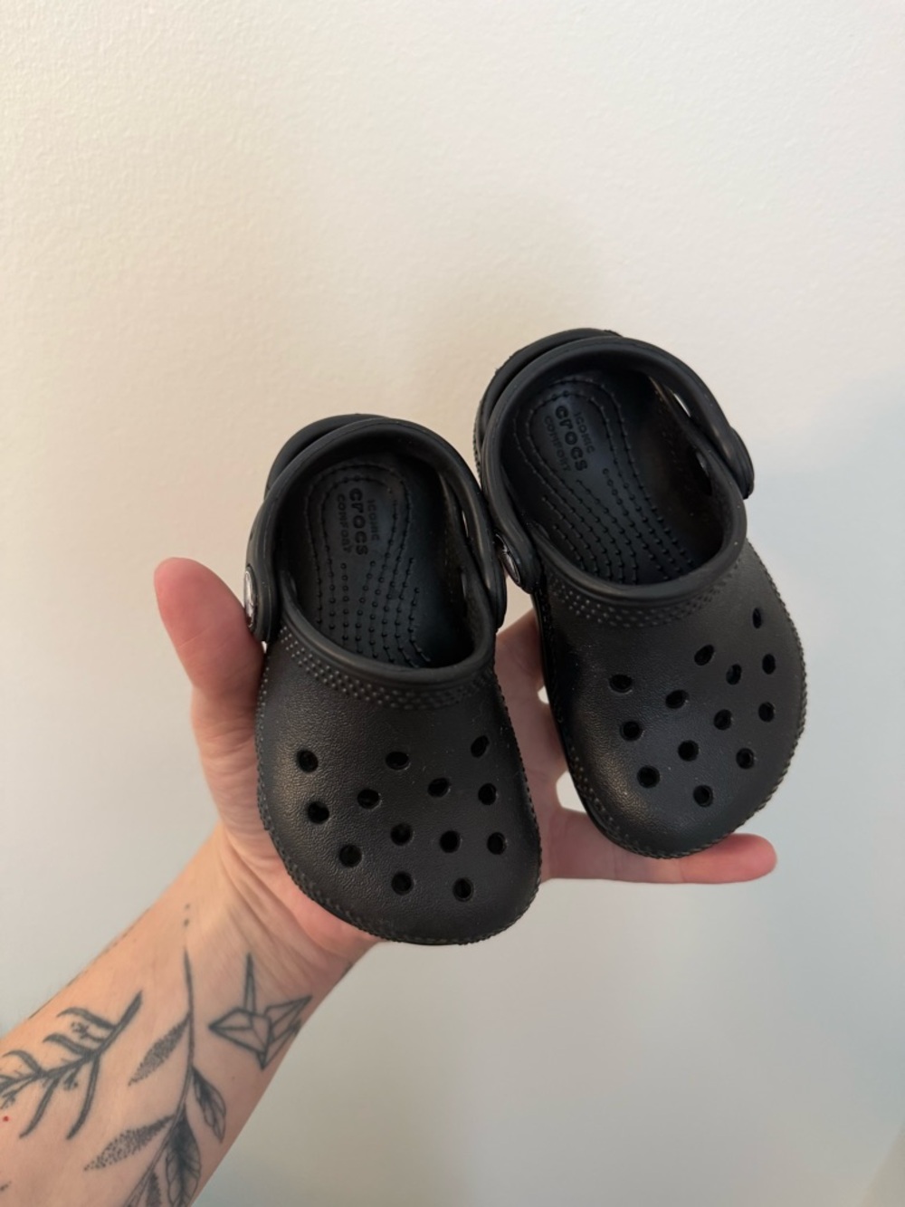 CROCS Kids Black Classic Clogs